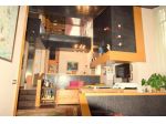 VILLA di 9 vani e di 584 mq (CORNUDA) rif. ZI60E_10