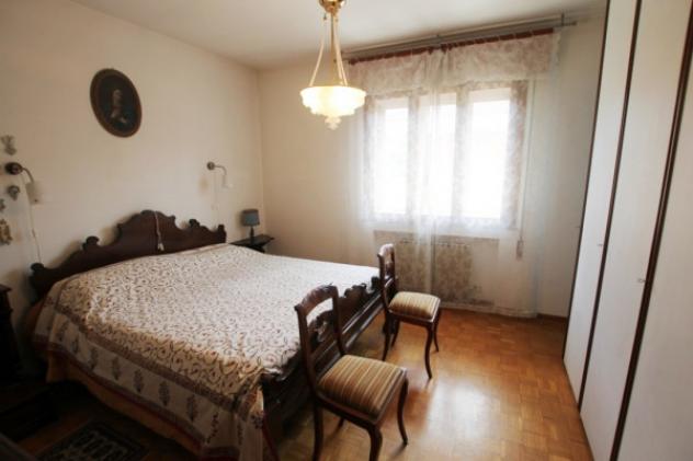 Villa di 217 m² con più di 5 locali e box auto doppio in vendita a Padova - Foto 12