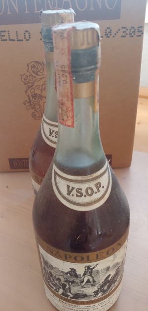 Bottiglia Napoleon   V.S.O.P.  1970  Brandy