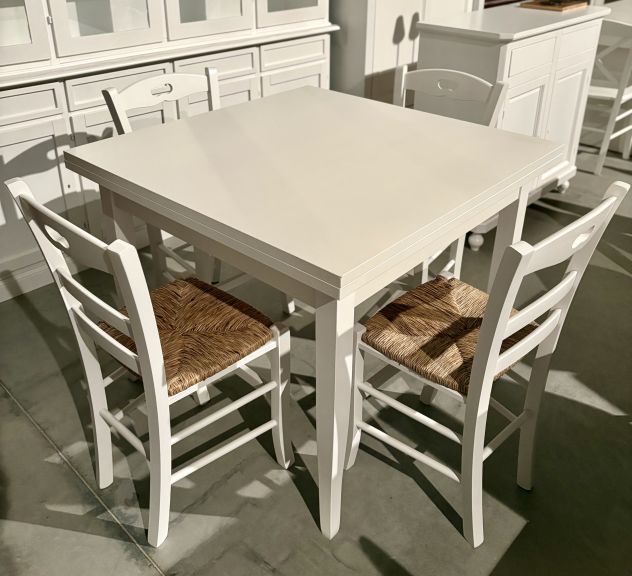 NUOVO TAVOLO Cm. 100x100 A LIBRO DI VERO LEGNO FINITURA BIANCO LACCATO - Foto 5
