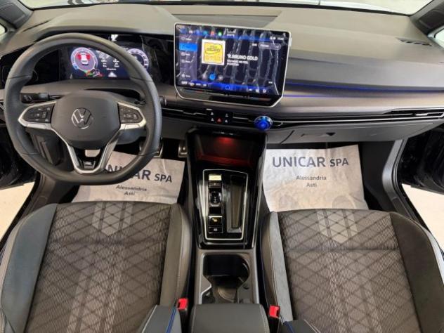 VOLKSWAGEN Golf 1.5 BENZ-MILD/HYBRID "R-Line Plus" 150cv AZIENDALE rif. 23804406 - Foto 9