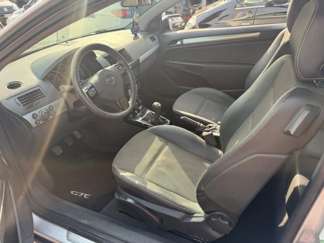 Opel Astra GTC 1.7 CDTI 110CV 3 porte Cosmo - Foto 7
