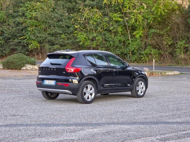 Volvo XC40 T2 automatico Core CV-129 E6 NEO 2024 - Foto 6
