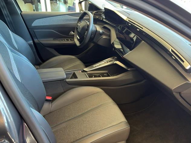 Peugeot 308 308 SW Allure BlueHDi 130 EAT8 S&S aut. - Foto 8