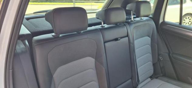VOLKSWAGEN Tiguan 2.0 TDI 190 CV DSG 4MOTION Advanced R-LINE N°FR096 rif. 24107307 - Foto 3