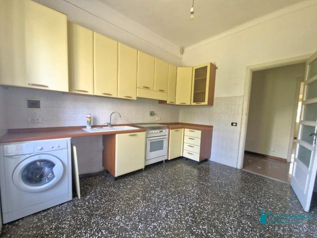 Bordighera VENDESI APPARTAMENTO CON GIARDINO CONDOMINIALE - Foto 4