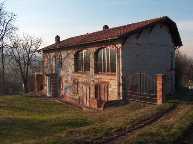 Cereseto vendesi cascina 8 vani 350 Mq - Foto 2