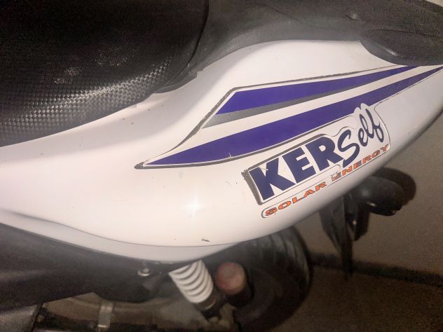 Vendo scooter areox 50 special version - Foto 6