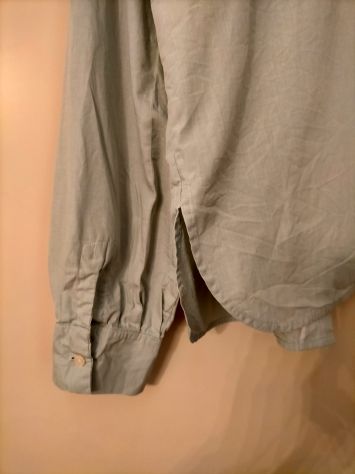 Camicia  verde chiaro con spacco finale laterale manica lunga - Foto 4