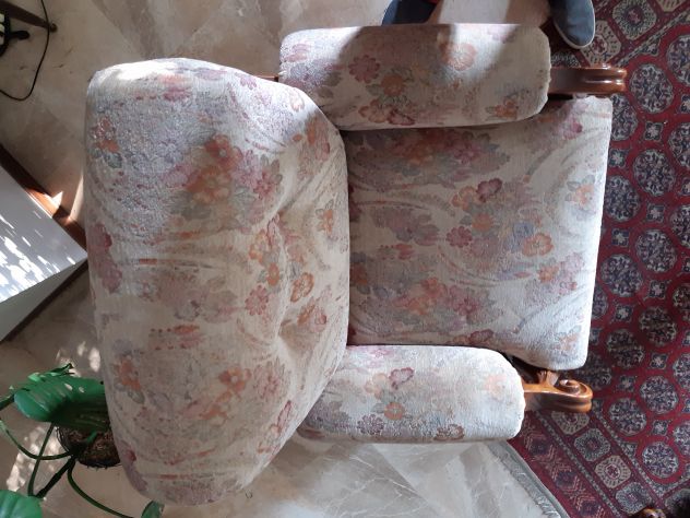 Salotto vintage con divano a tre posti e due poltrone - Foto 4