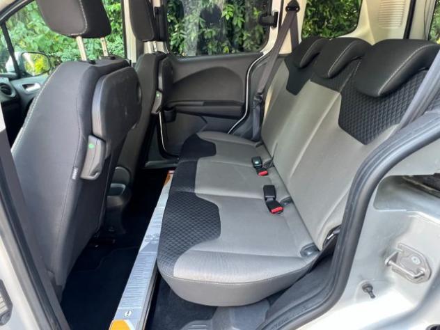 FORD Tourneo Courier 1.5 TDCI 75 CV Titanium PERFETTA!!! rif. 24013754 - Foto 10