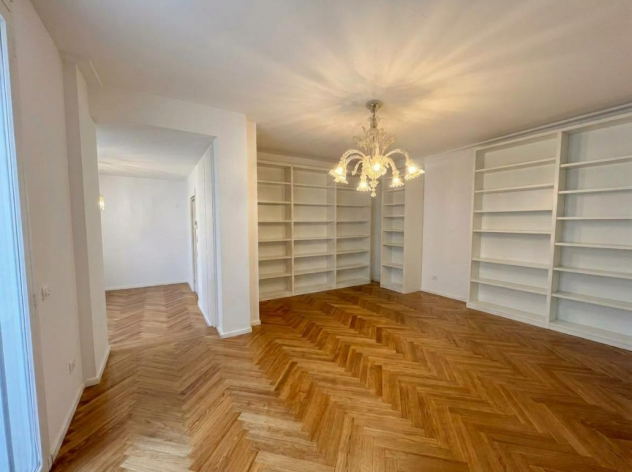 Appartamento in vendita a Siena 119 mq Rif: 1451362