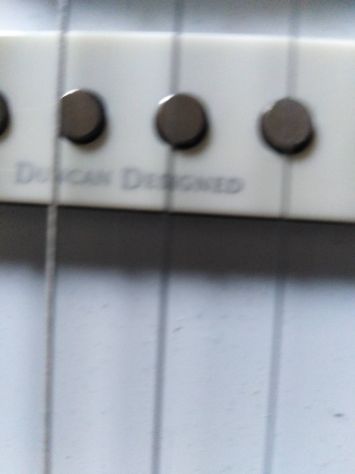 chitarra elettrica - Foto 3