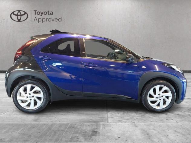 Toyota Aygo X 1.0B (72 CV) Trend Air - Foto 4