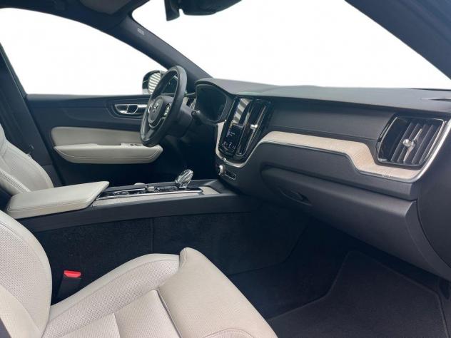Volvo XC60 B4 D AWD automatico Inscription - Foto 4