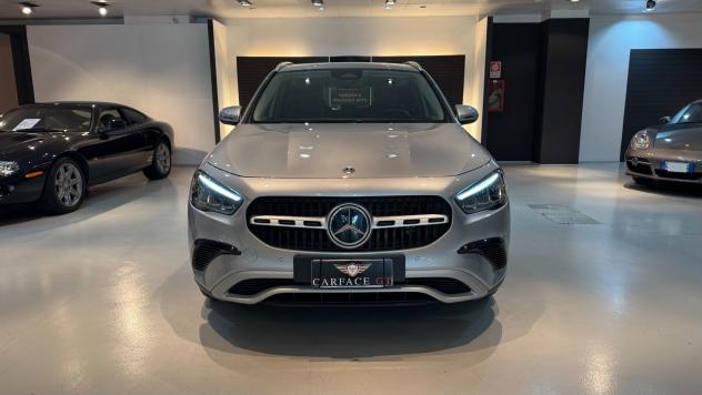 MERCEDES-BENZ GLA 180d Advanced - 2024 - Foto 2
