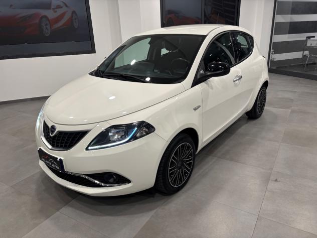 Lancia Ypsilon 1.0 FireFly 5 porte S&S Hybrid Gold Plus - Foto 2