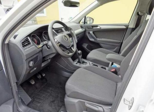VOLKSWAGEN Tiguan 1.6 TDI SCR Urban BlueMotion Technology rif. 15353672 - Foto 5