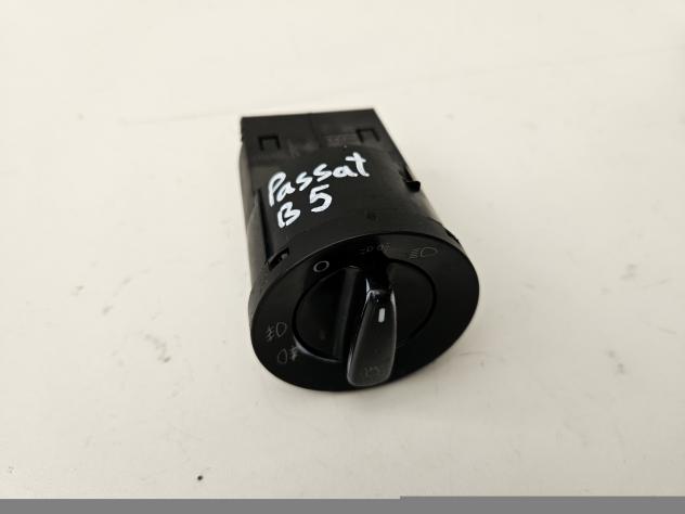 INTERRUTTORE COMANDO LUCI VOLKSWAGEN Passat Variant 3° Serie (0005)