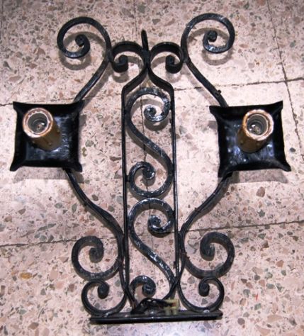 Applique da muro antichi in ferro battuto 39x25