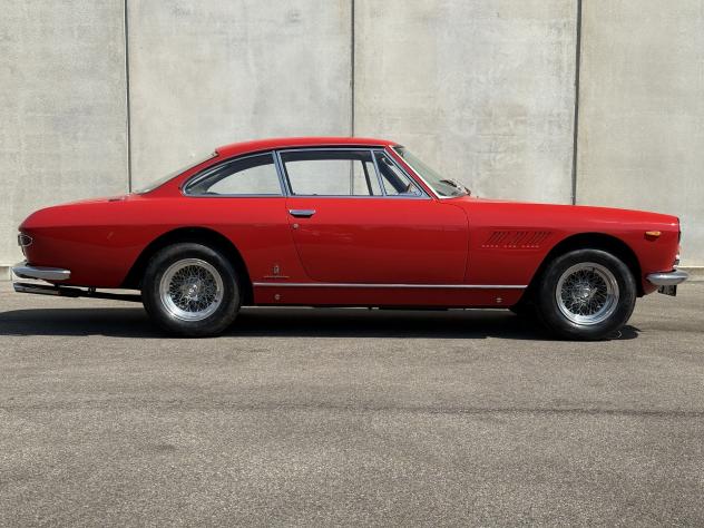 Ferrari 330 GT 2+2 restauro da concorso - Foto 6