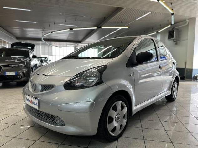TOYOTA Aygo 1.0 12V VVT-i 5 porte Sol - NEOPATENTATO rif. 24085192 - Foto 2
