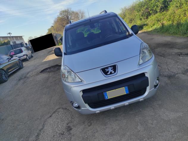 Peugeot Partner Tepee 1.6 HDi 90CV FAP Premium - Foto 6