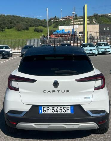 Renault Captur Plug-in Hybrid E-Tech 160 CV Intens - Foto 3