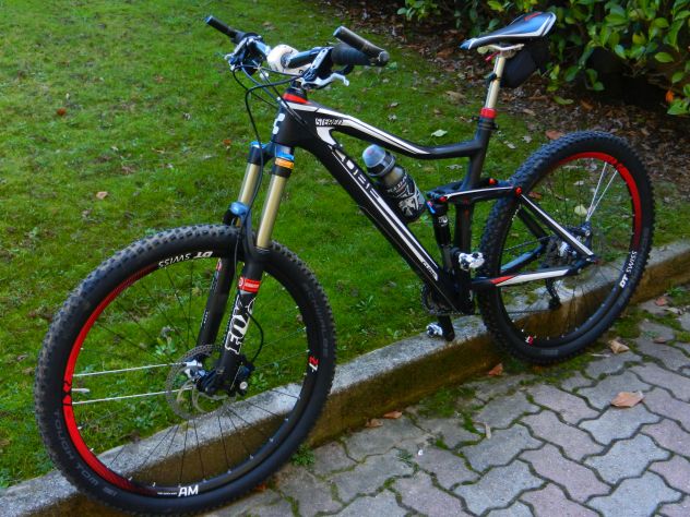 MOUNTAN BIKE CUBE STERO CARBONIO - Foto 2