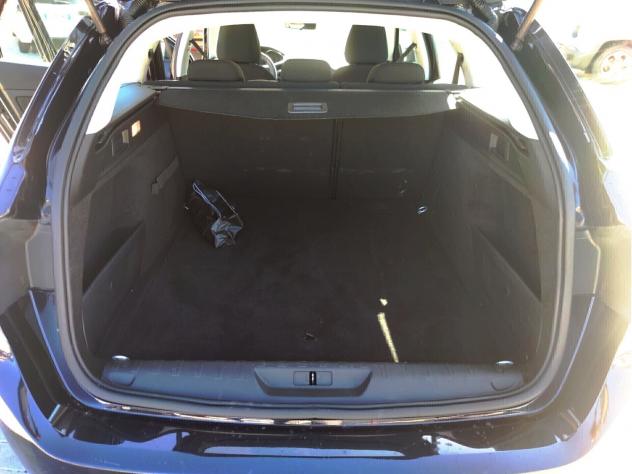 Peugeot 308 1.6 Blue-HDi Diesel, CV 100, km 99.500, anno 09/2015. - Foto 9