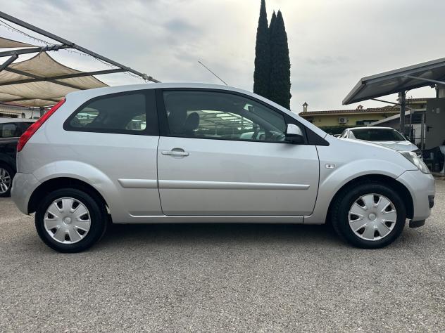Ford Fiesta 1.2 Benzina - Foto 2