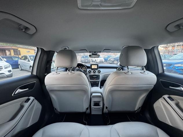 Mercedes-Benz GLA GLA 200 d (cdi) Sport - Foto 9