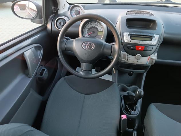 Toyota Aygo 1.0 12V VVT-i 3 porte - Foto 10