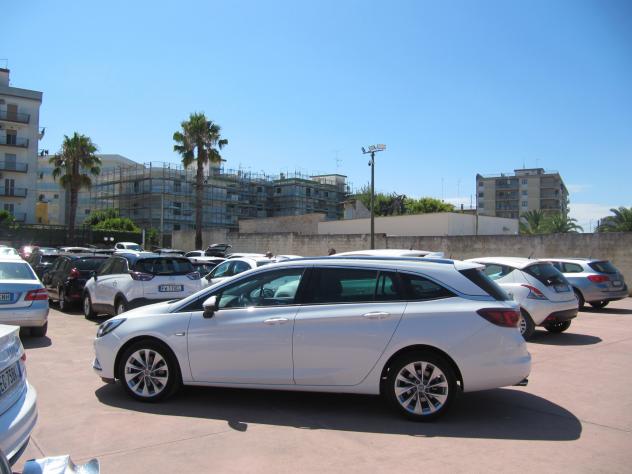 Opel Astra 1.6 BiTurbo CDTi Start&Stop 5 porte Innovation - Foto 2