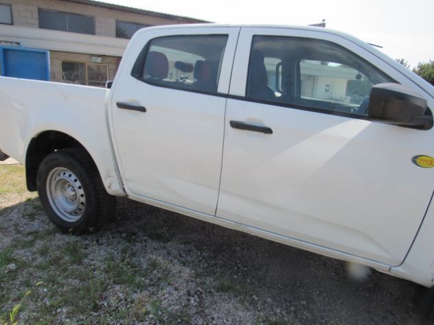VENDO ISUZU D MAX N 60 4 PORTE - Foto 7