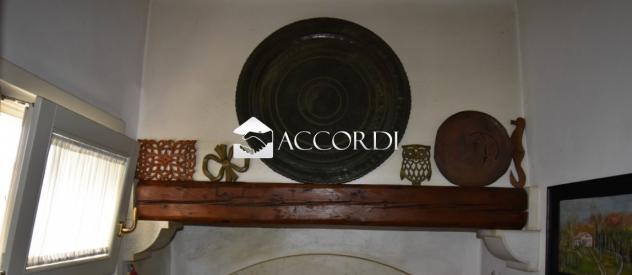 CASA INDIPENDENTE di 7 vani e di 192 mq (CONEGLIANO) rif. MM03_8 - Foto 12