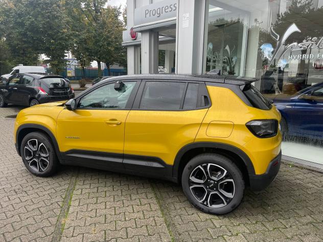 Jeep Avenger 1.2 Turbo Altitude "ALTRI COLORI" - Foto 6
