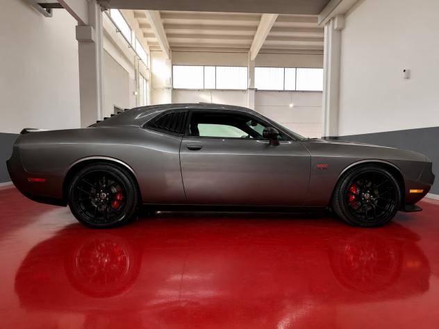 Dodge Challenger 6.4 v8 477cv - Foto 7