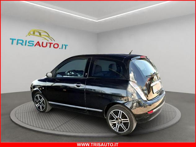 LANCIA Ypsilon 1.2 NEOPATENTATI - Foto 2
