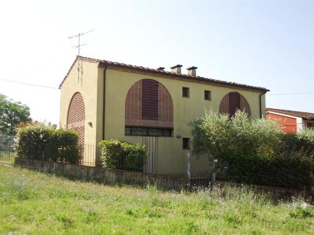 TERRATETTO di 4 vani e di 65 mq (CASTELFIORENTINO) rif. C 76 - Foto 2