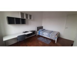 Stanza singola Milano Famagosta