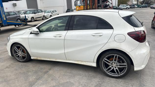 RICAMBI USATI AUTO MERCEDES Classe A Serie (W176) OM 607.951 Diesel 1500 (1218) - Foto 2