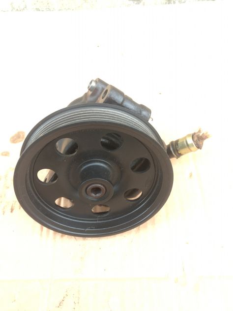Pompa Idroguida con puleggia Ford FOCUS 1.8 Tdci 115 cv. - Foto 2