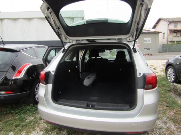 Opel Astra 1.6 CDTi 110CV Start&Stop Sports Tourer Business - Foto 6