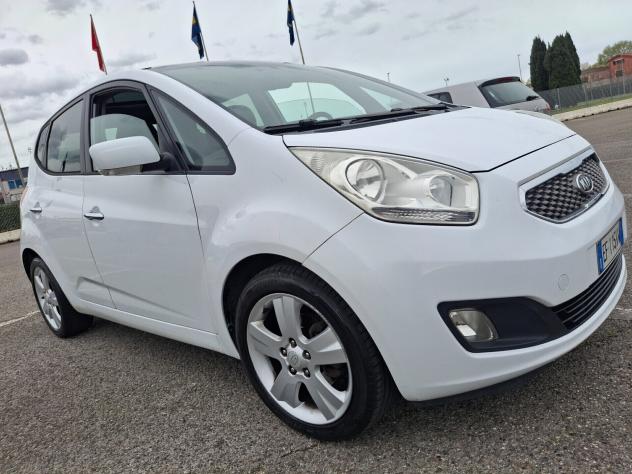 Kia Venga 1.6 CRDi-TETTO PANORAMICO APRIBILE- - Foto 4