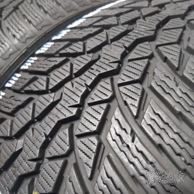 2 gomme 225 50 18 nokian a20729 - Foto 4