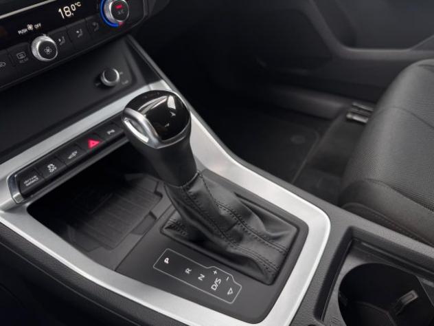 AUDI Q3 45 TFSIe S-TRONIC S-LINE EDITION rif. 24031338 - Foto 8