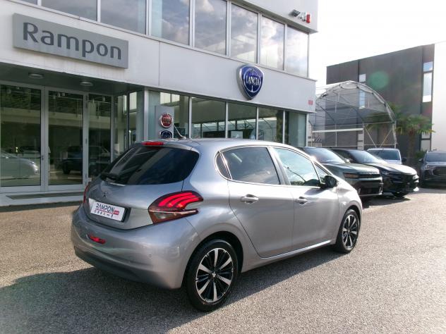 Peugeot 208 208 5p 1.2 puretech Allure s&s 82cv neopatentati - Foto 6