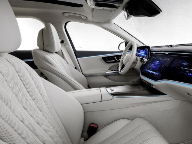 Mercedes-Benz Classe E E 220 d 4MATIC - Foto 7
