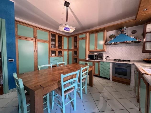 Villa in vendita a Ronchi - Massa 270 mq Rif: 1366184 - Foto 9